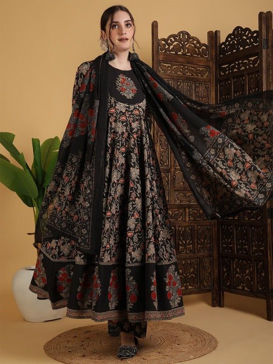Noor Zareen Anarkali Suit Set