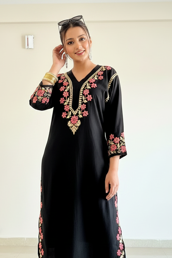 Noir Bloom Multi Thread Chikankari Kurti