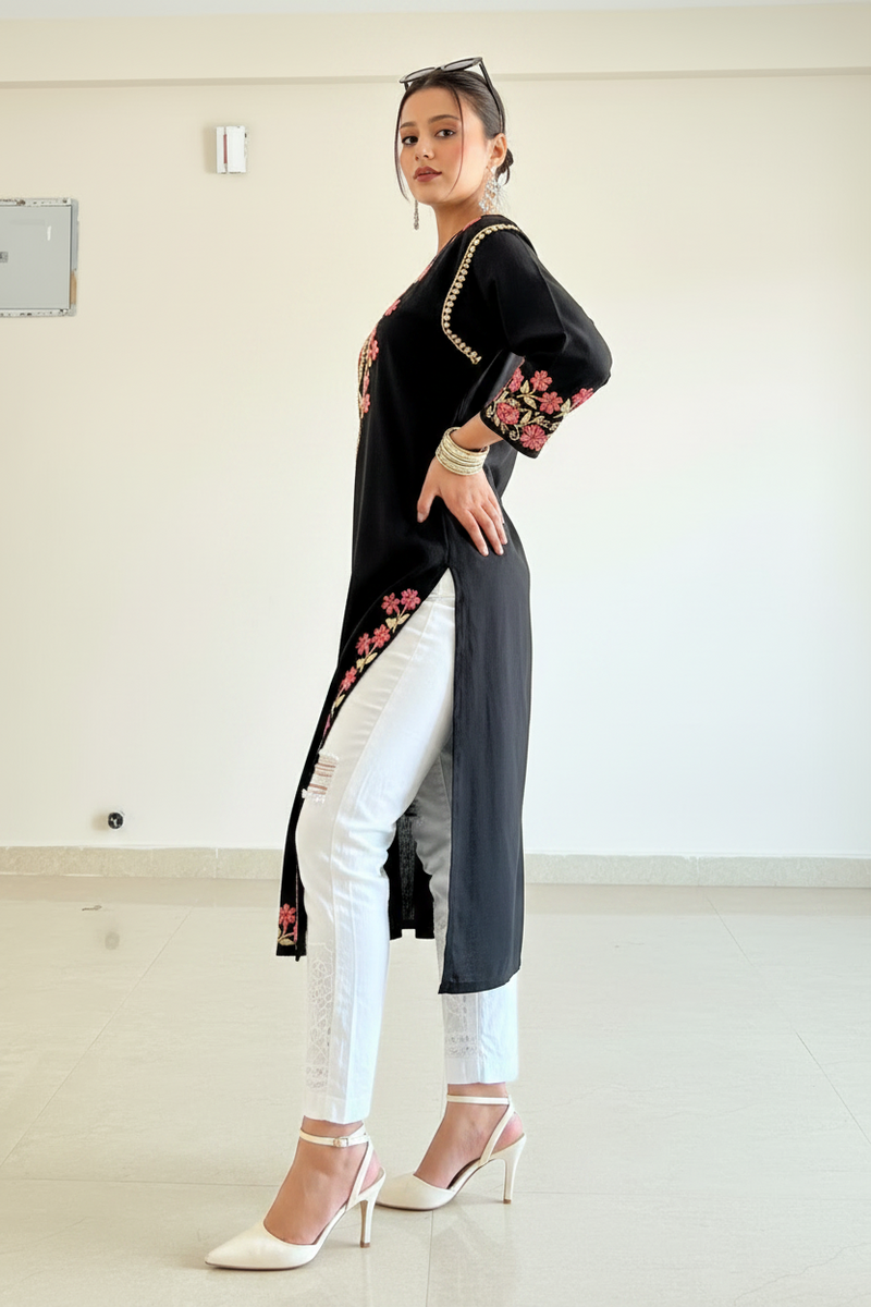 Noir Bloom Multi Thread Chikankari Kurti