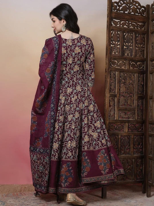Noor Zareen Anarkali Suit Set