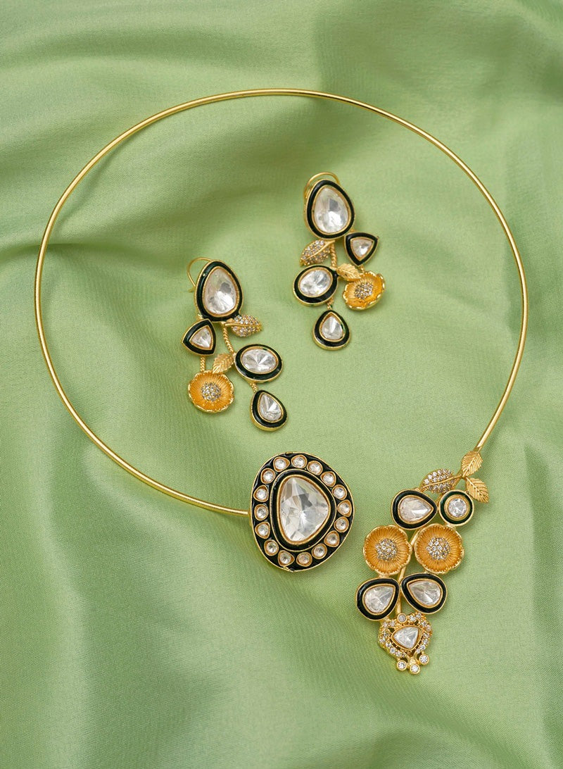 Golden Polki Meenakari Alloy Hasli Set