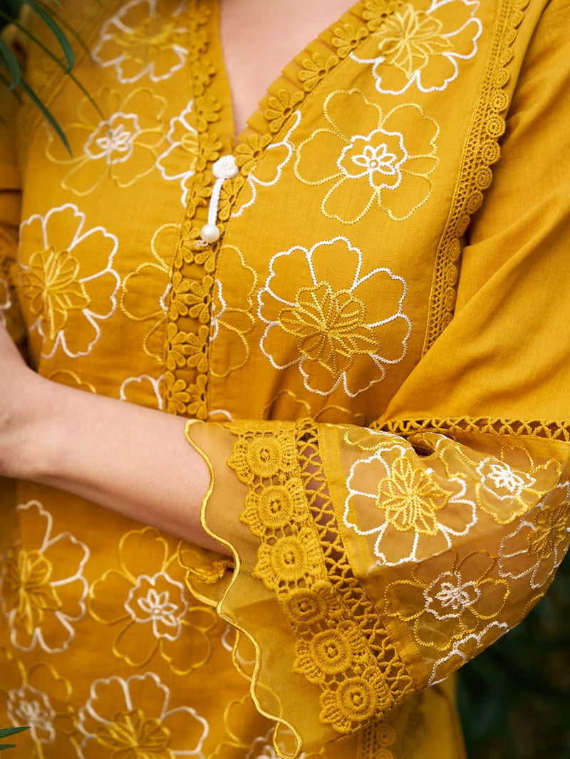 Everyday White Embroidered Ethnic Set