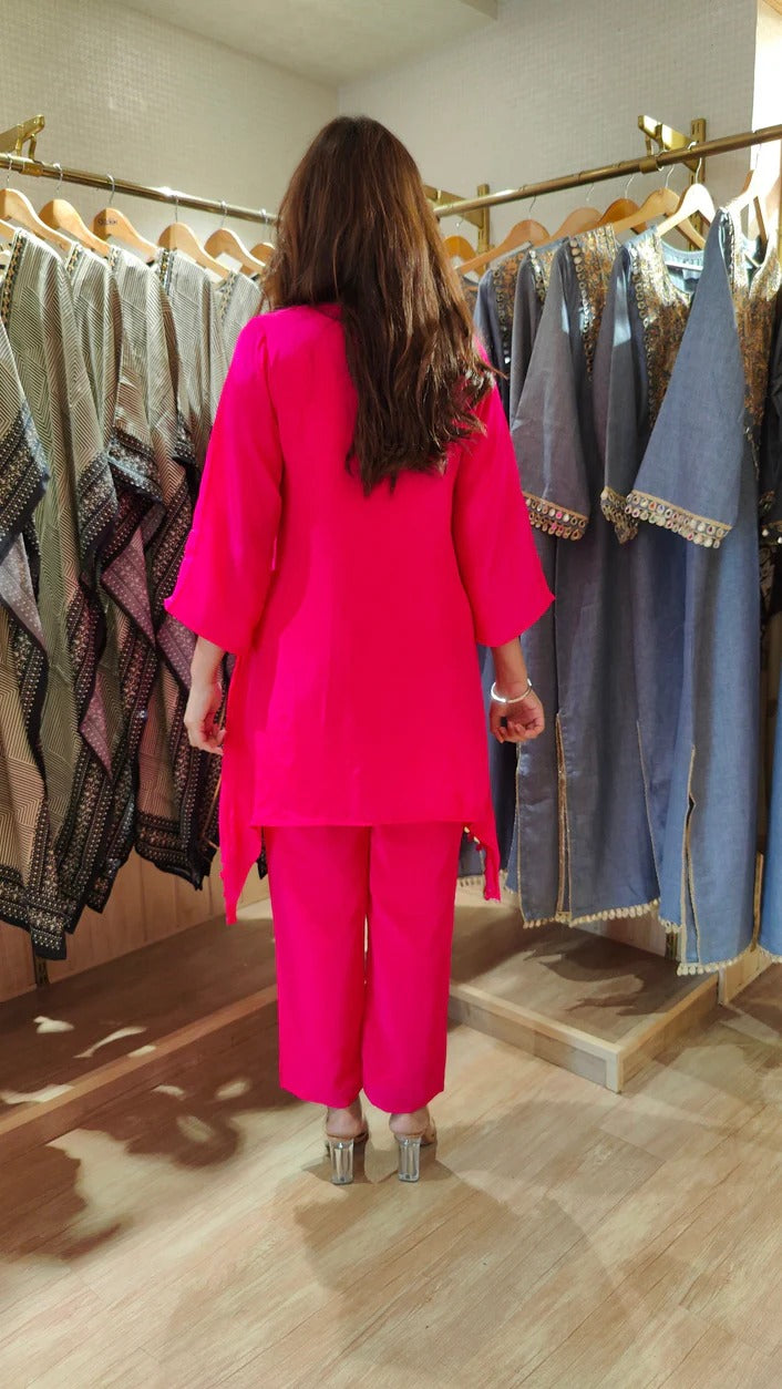 Pink Crepe Mirror C-Cut Kurta Set