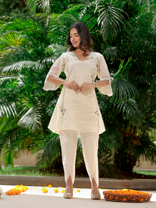 Ivory Zari Sitaara Short Dhoti Set
