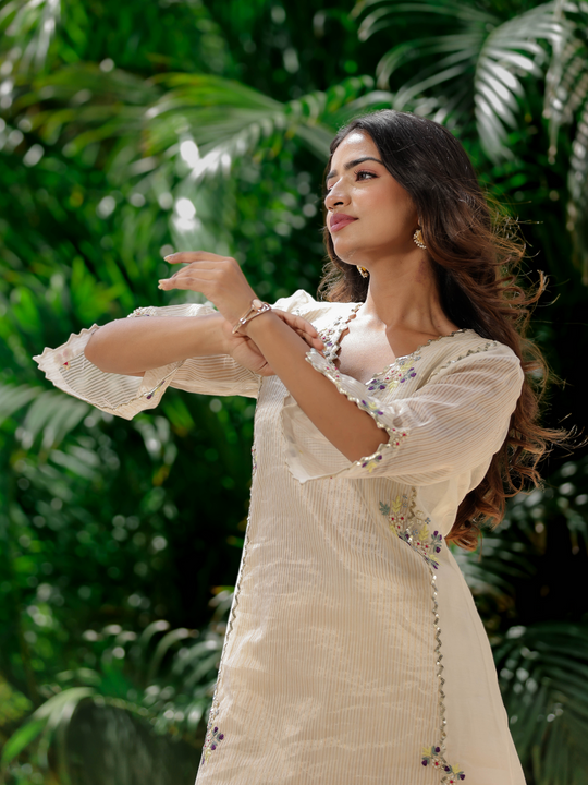 Ivory Zari Sitaara Short Dhoti Set