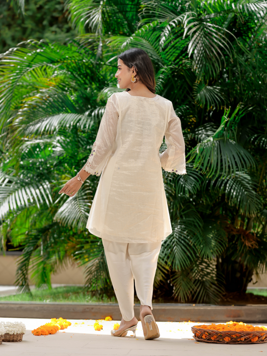 Ivory Zari Sitaara Short Dhoti Set