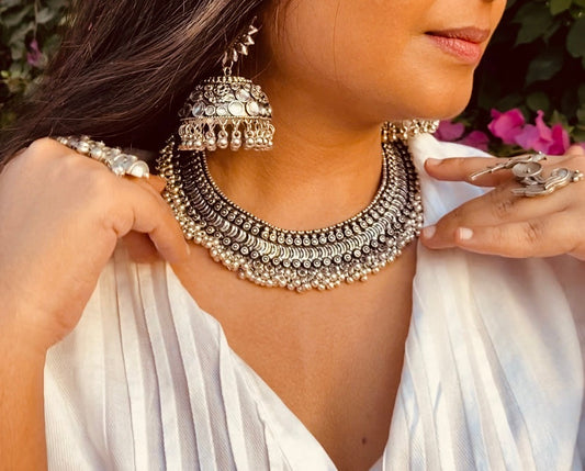 Jhaanjhar Brass Silver Oxidised Choker 828
