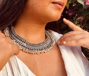 Jhaanjhar Brass Silver Oxidised Choker