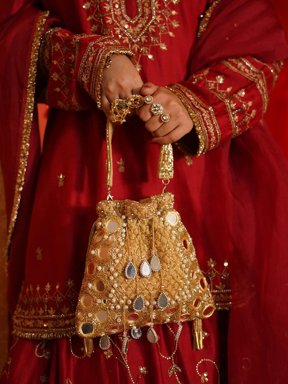 Kanakpriya Sheesh Mahal Potli