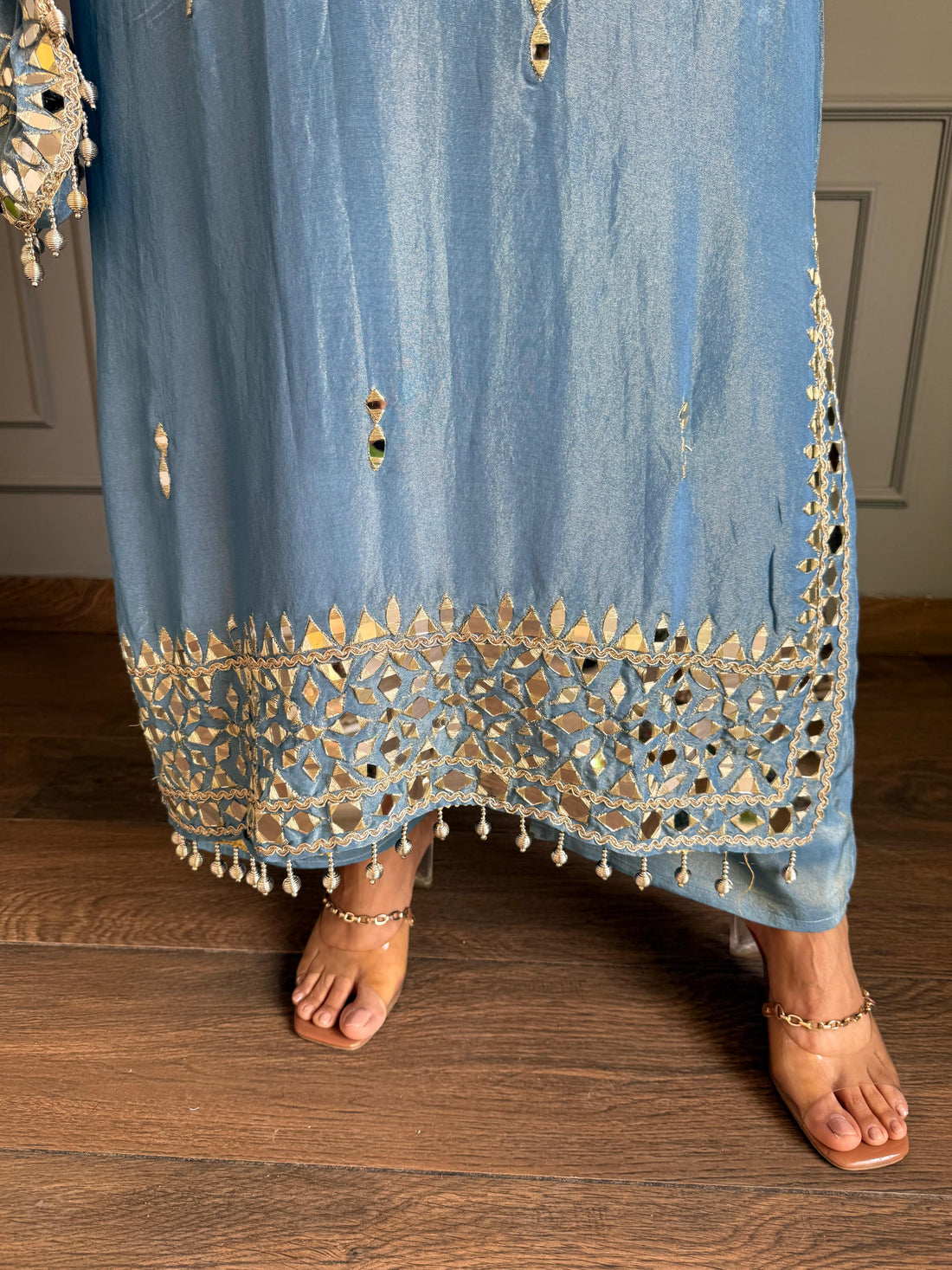 Noor-E-Aina Mirror Work Tissue kaftan