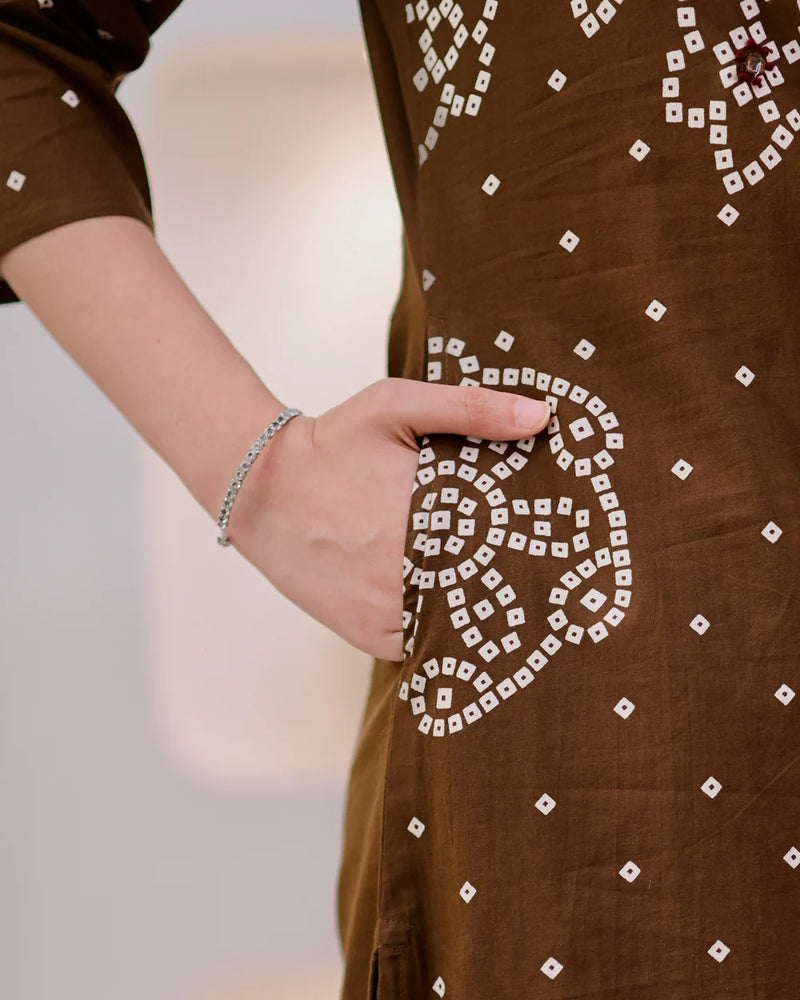 Deshi Lado Bandhej Kurta Pant Set with Dupatta