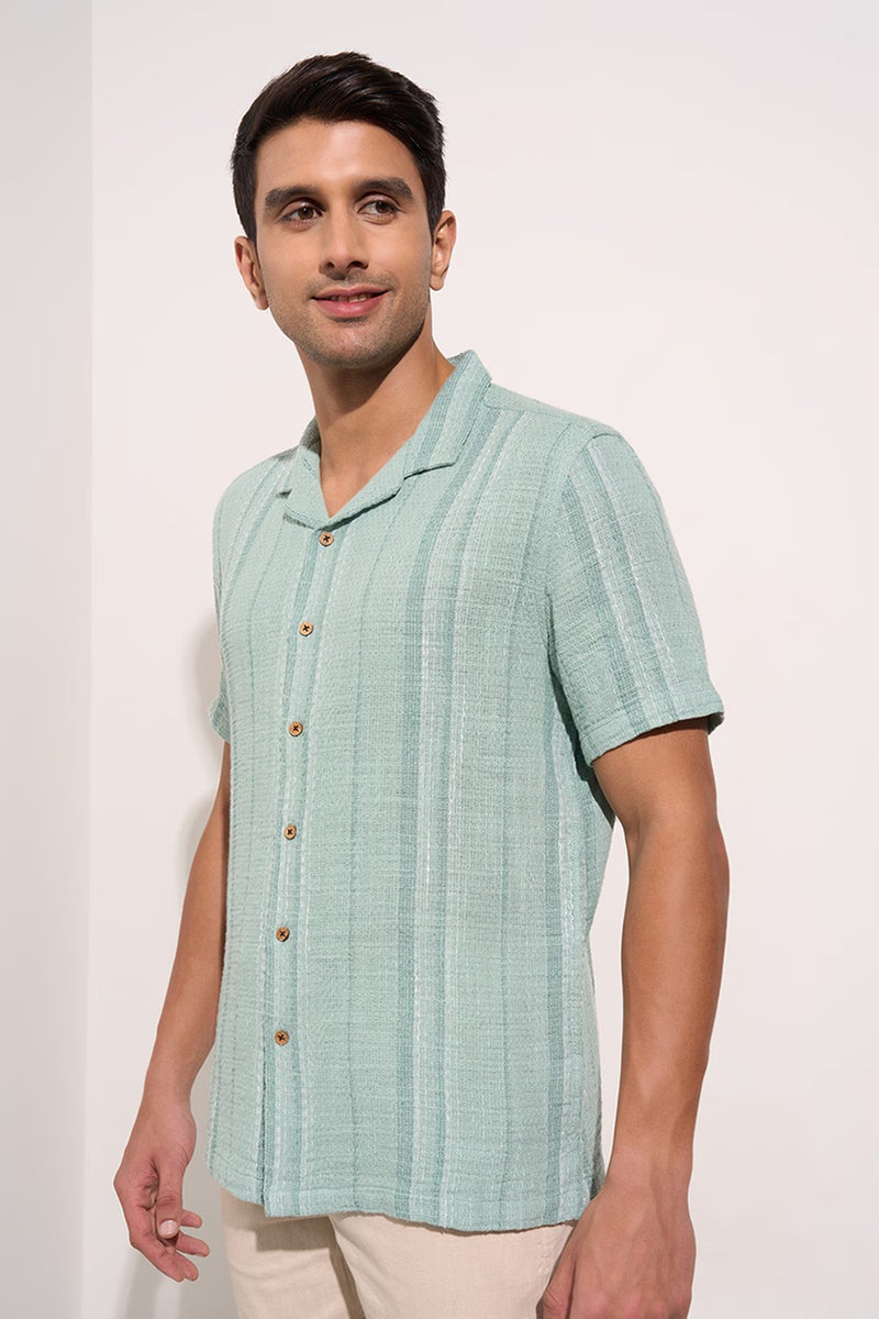 Relaxed fit shirts for men