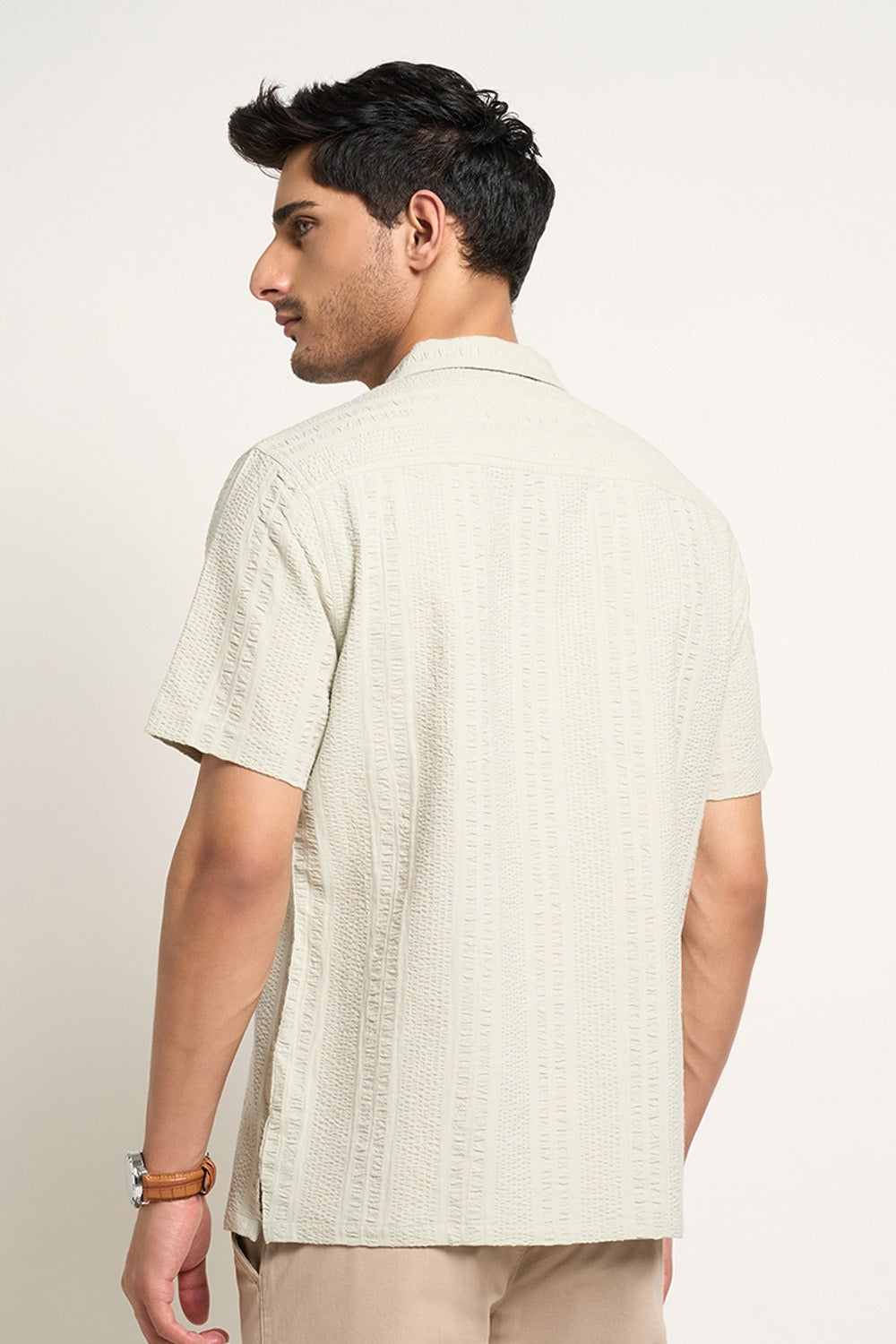 Breathable cotton shirt