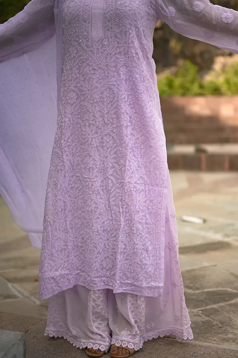 chikankari embroidery work