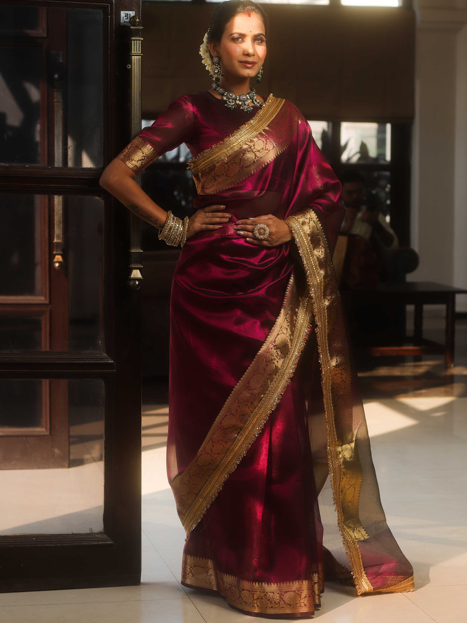 Lightweight tissue saree