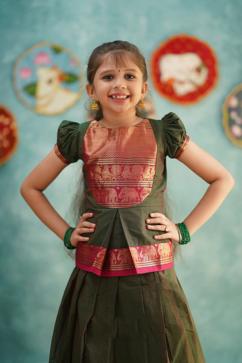 puff sleeve pavadai blouse