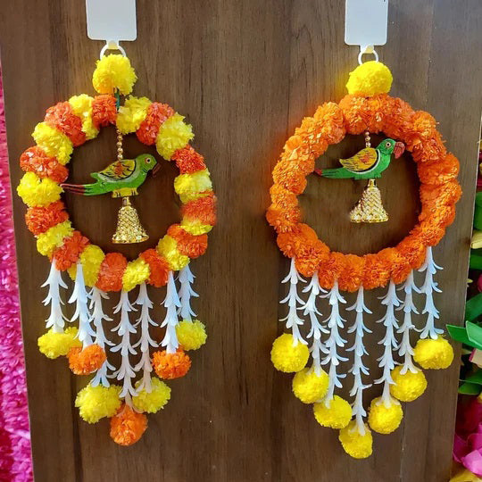 Parrot Hanging – 1ft Artificial Marigold Decor