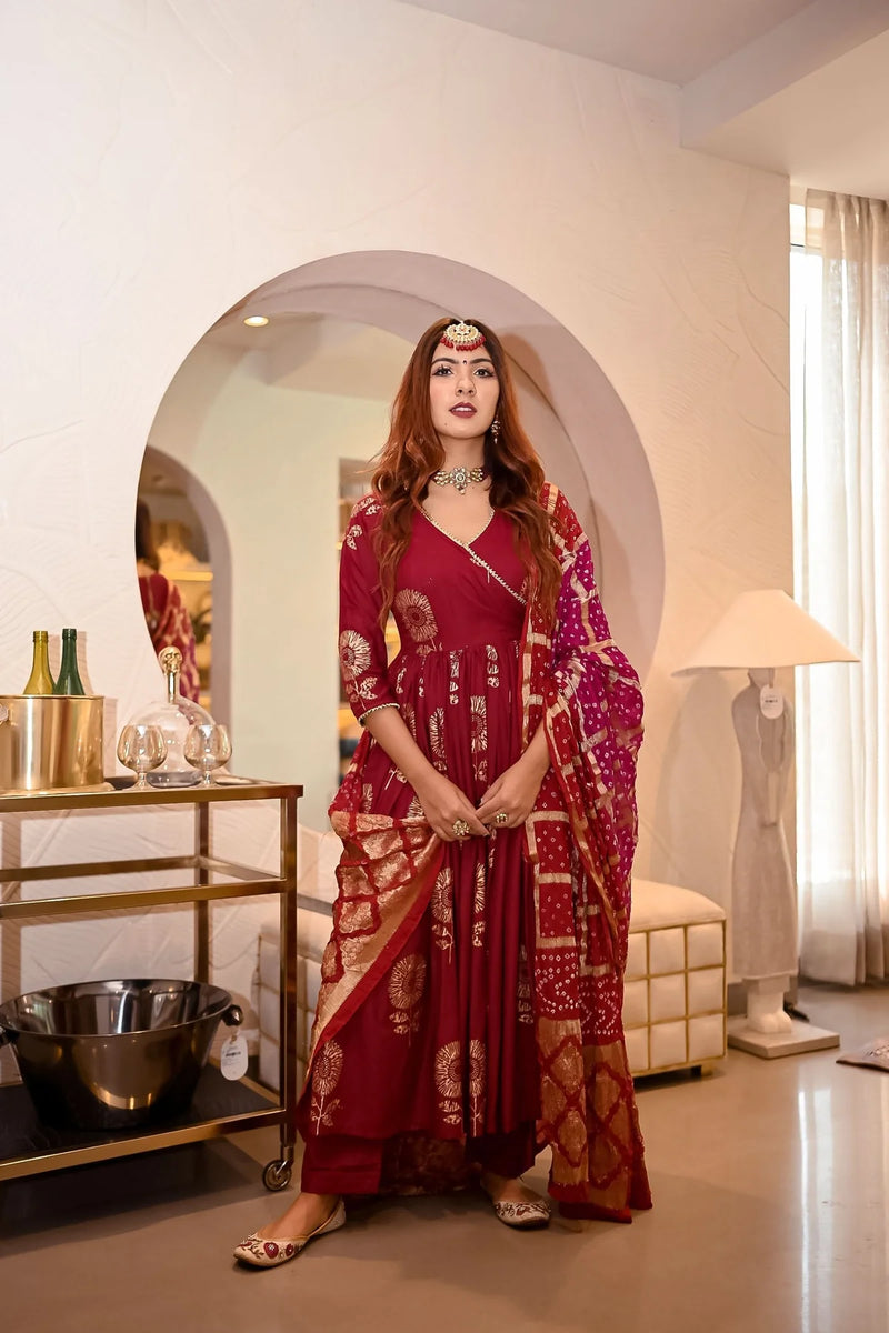 Rajnandini Angrakha Bandhej Suit Set