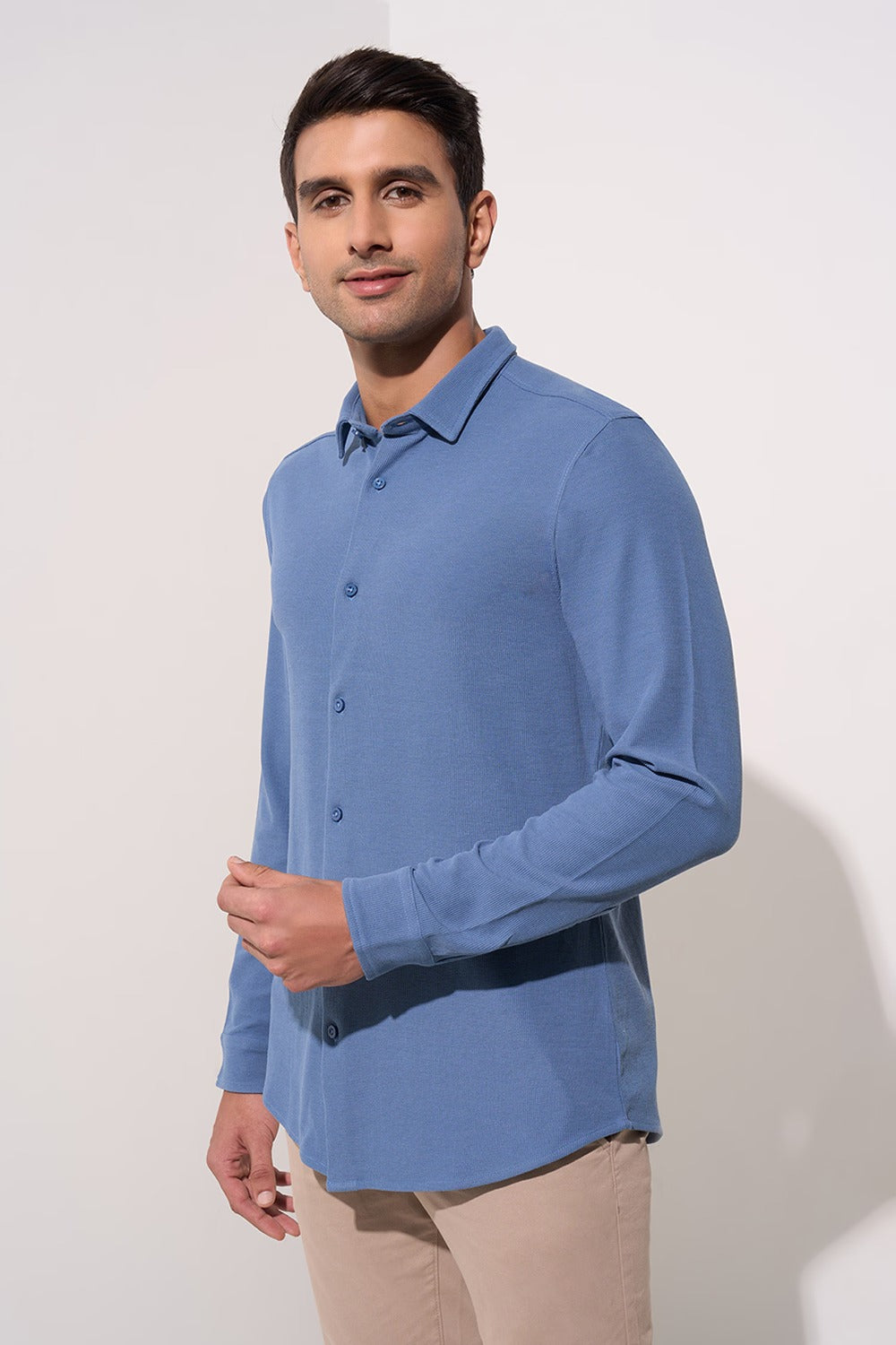 Full sleeve breathable shirt