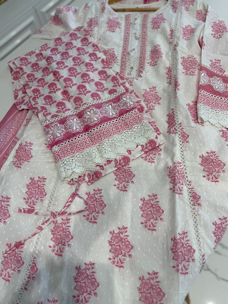 White and pink cotton kurta set