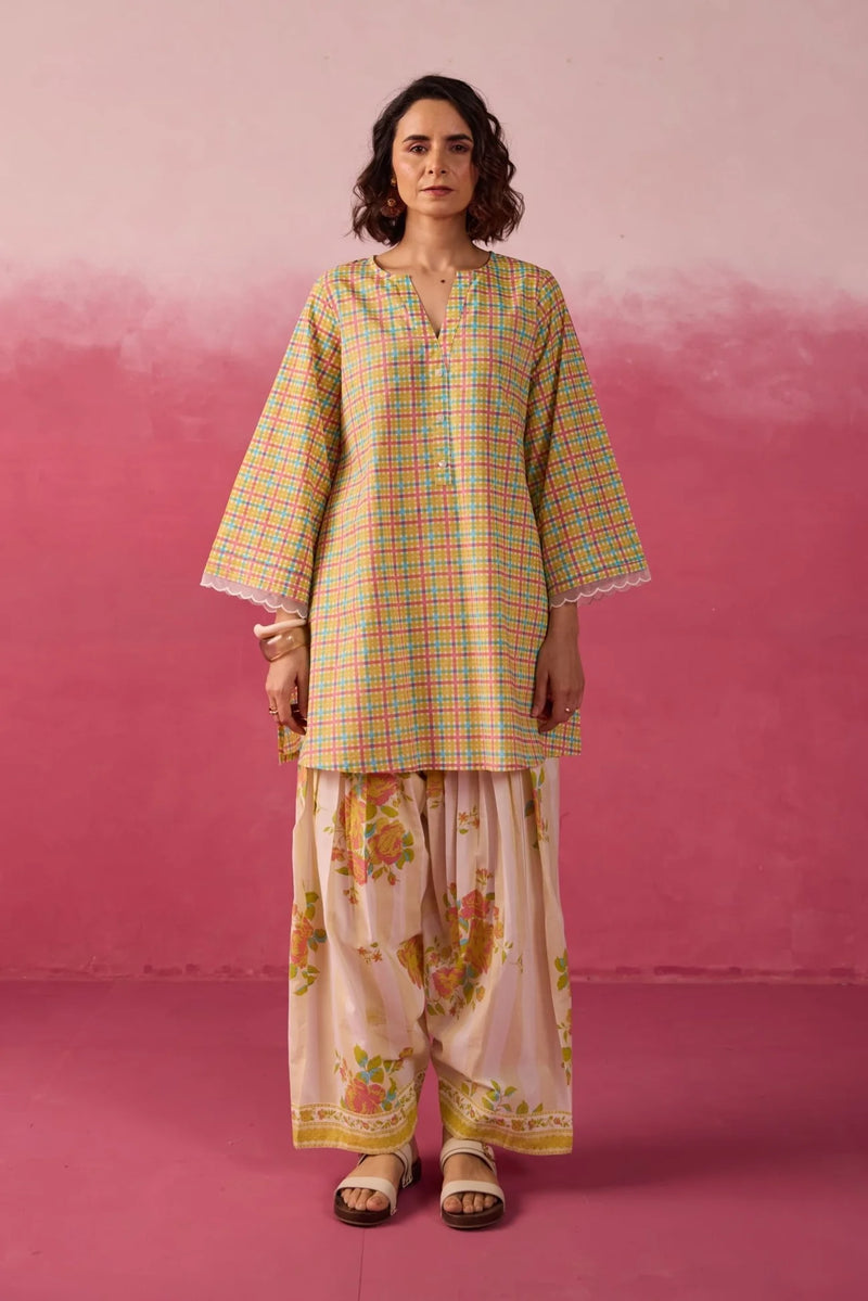 PINK CHECKS & FLORAL PRINTED FARSI SALWAR PRINTED CO-ORD SET