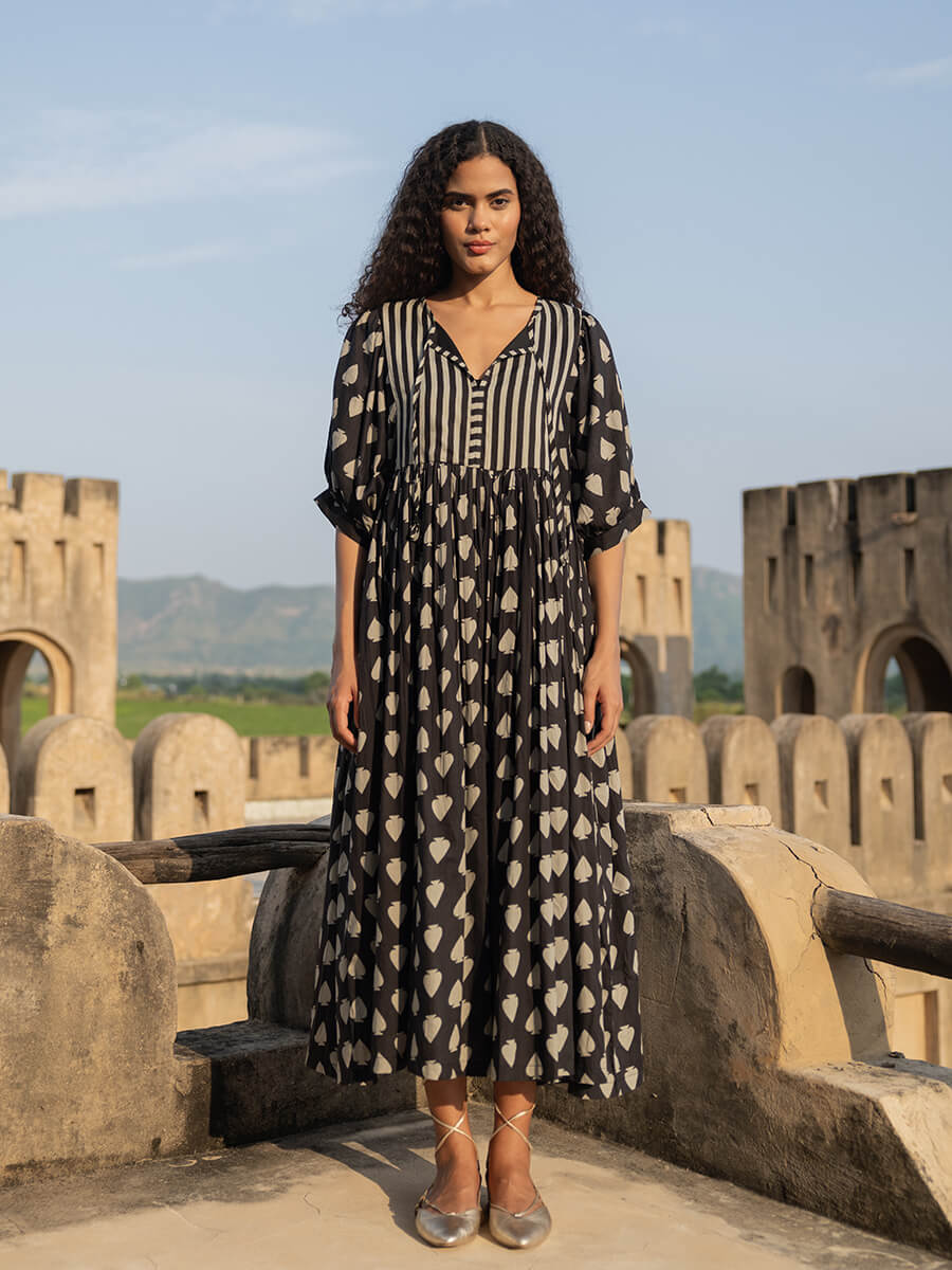 Nayla Black White Cotton Maxi Dress