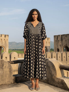 Nayla Black White Cotton Maxi Dress