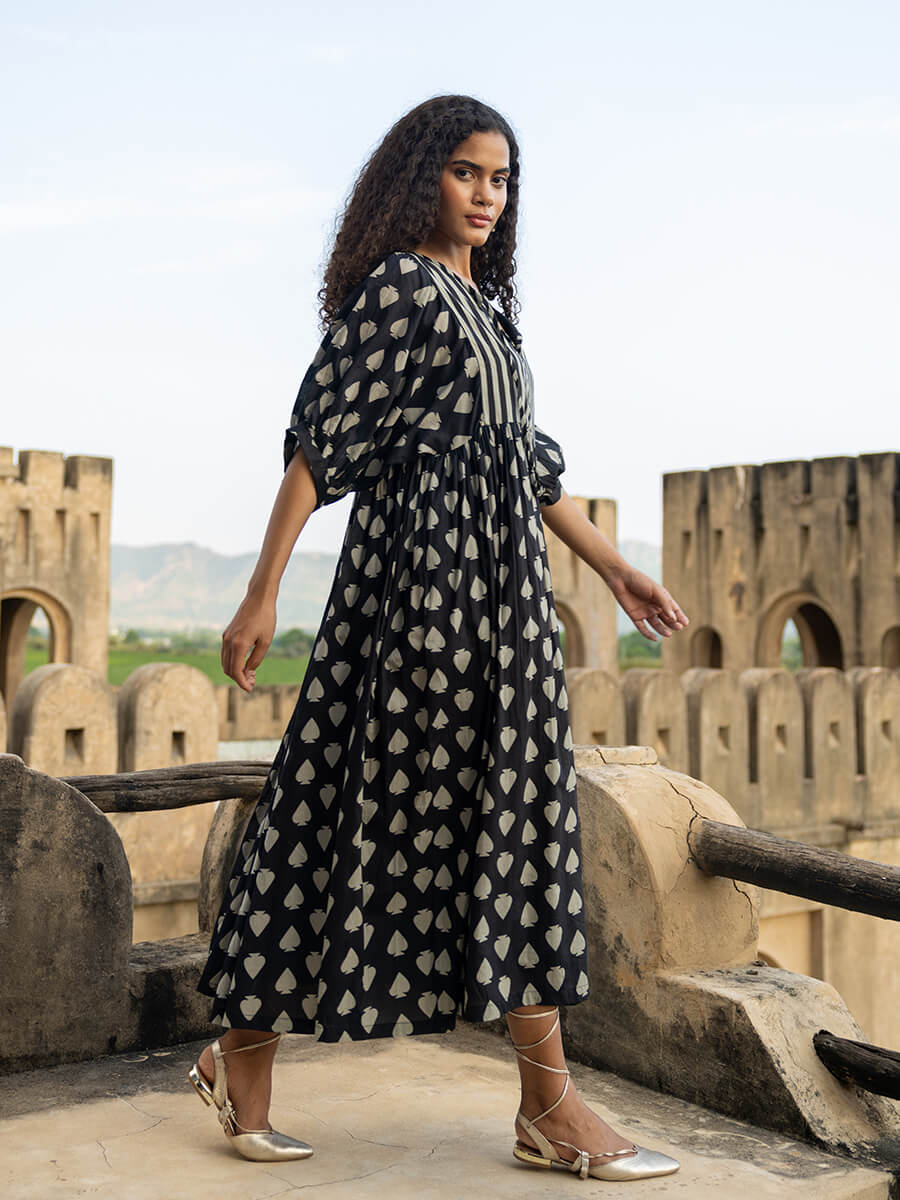 Nayla Black White Cotton Maxi Dress