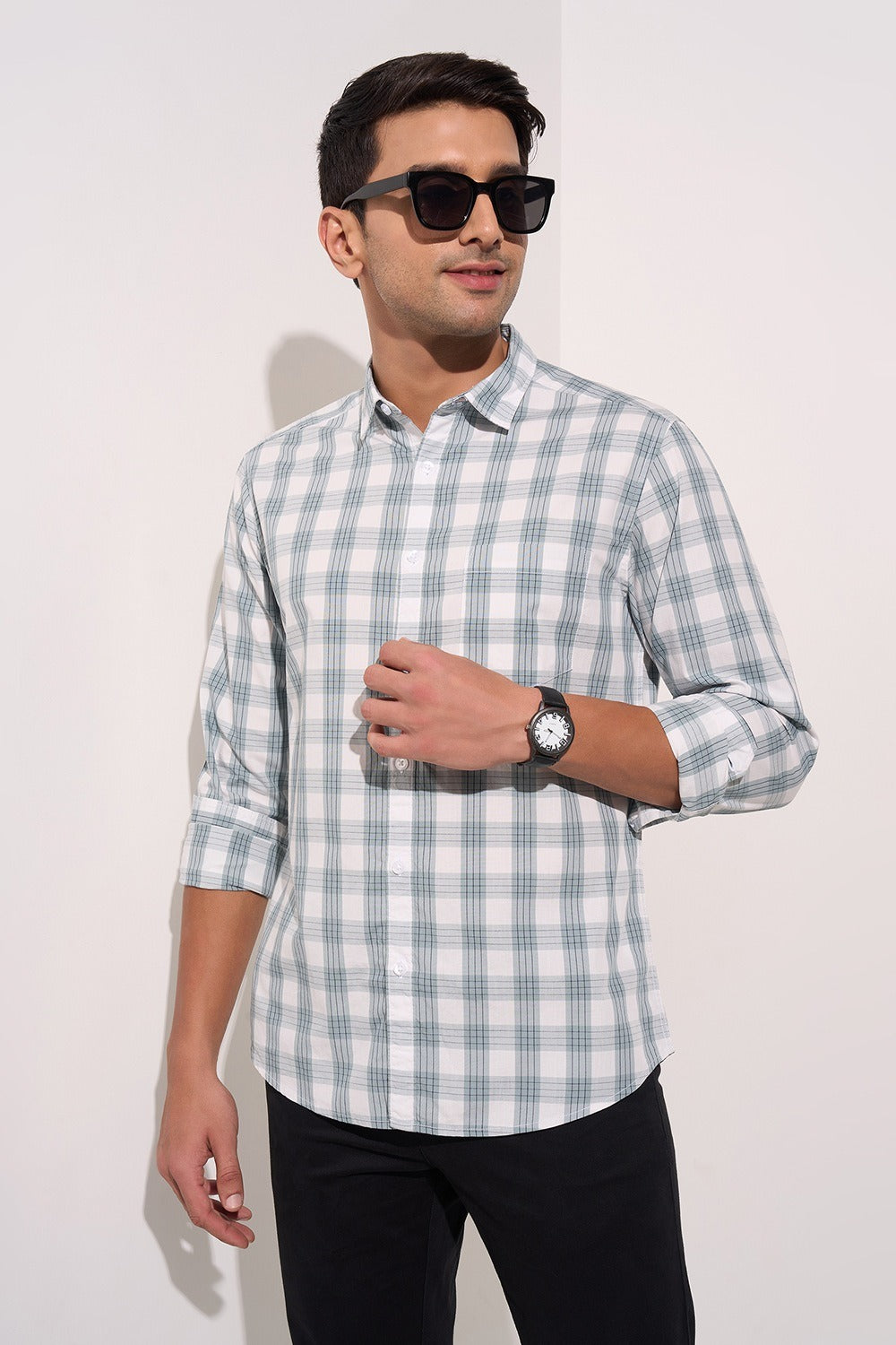 Off White Checked Slim Fit Full Sleeves Shirt Men