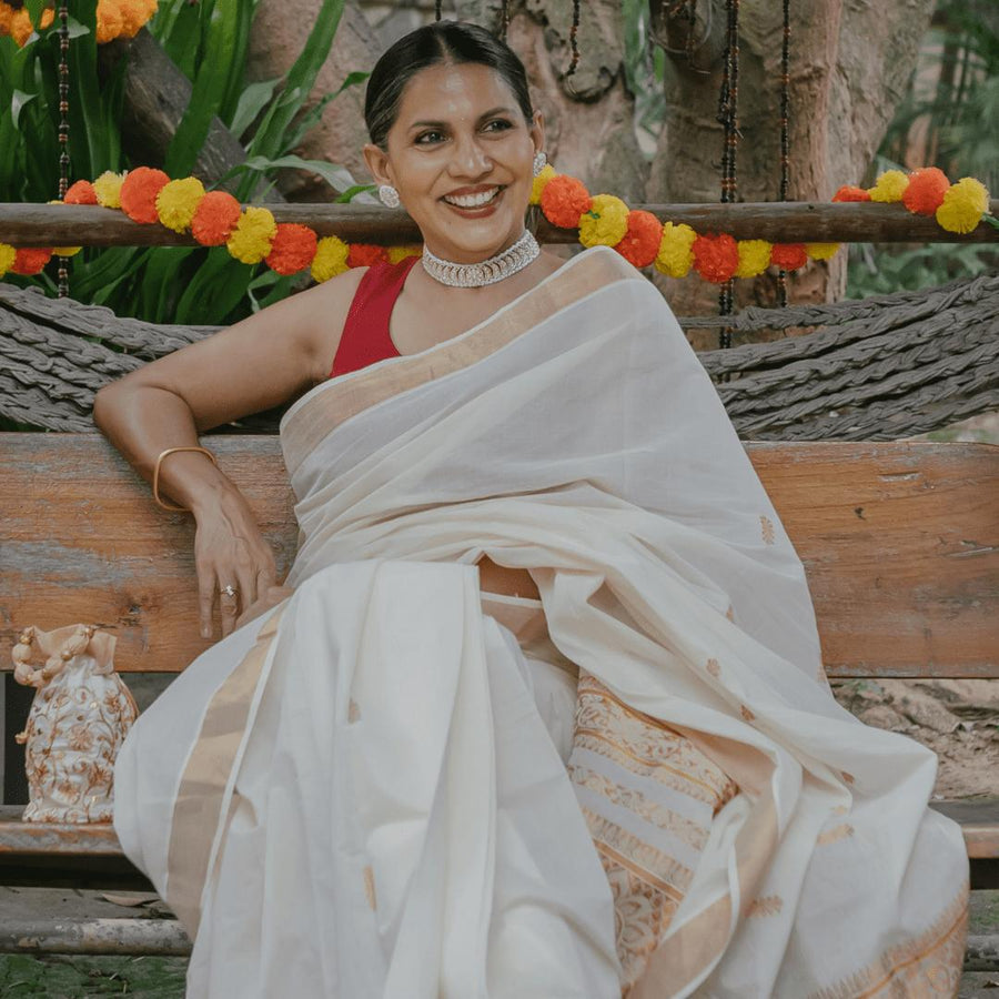 Off White Gold Cotton Saree with Pallu