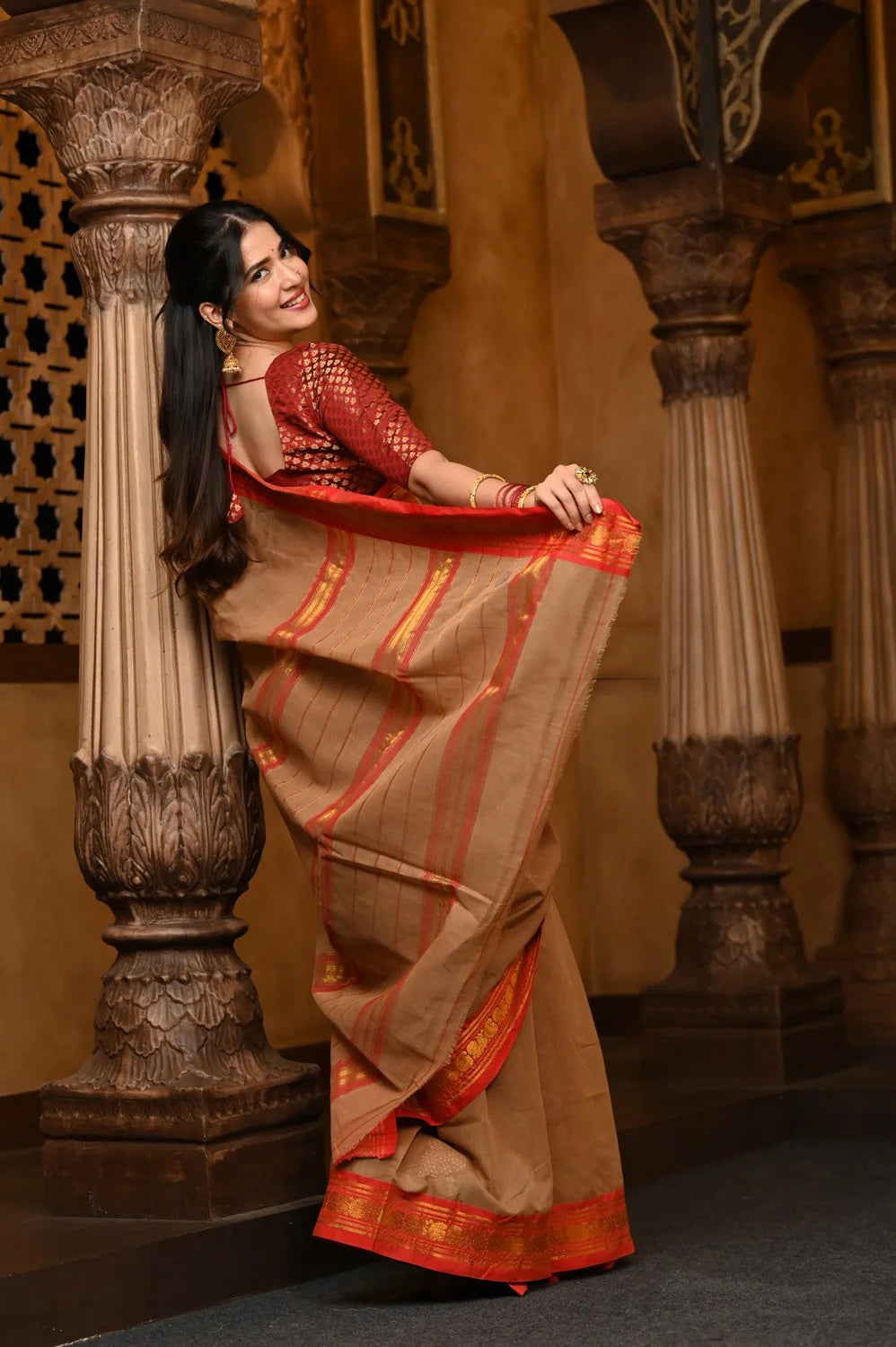 zari border saree