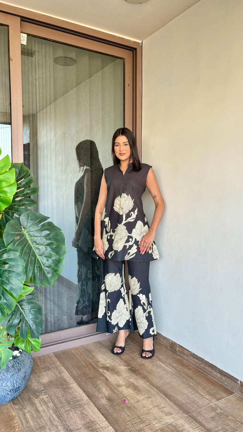 casual cotton two piece outfit