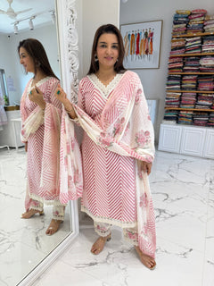 Leheriya kurta and pants