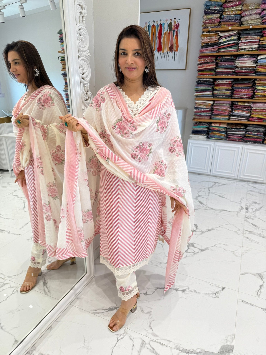 Lightweight ethnic outfit