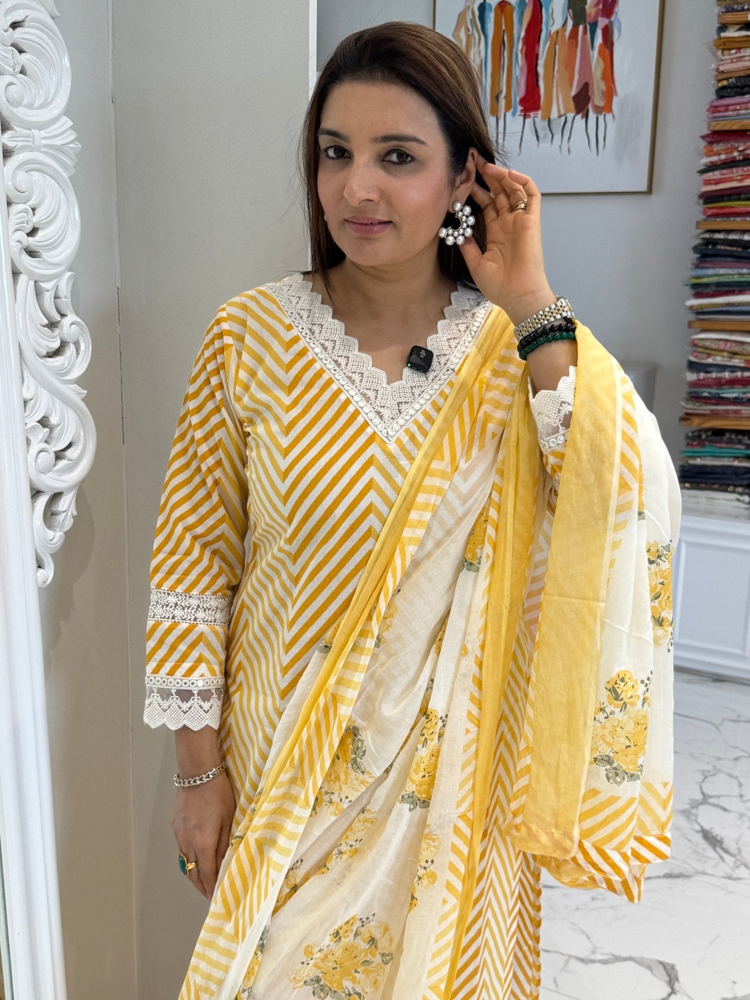 Cotton suit set with lace