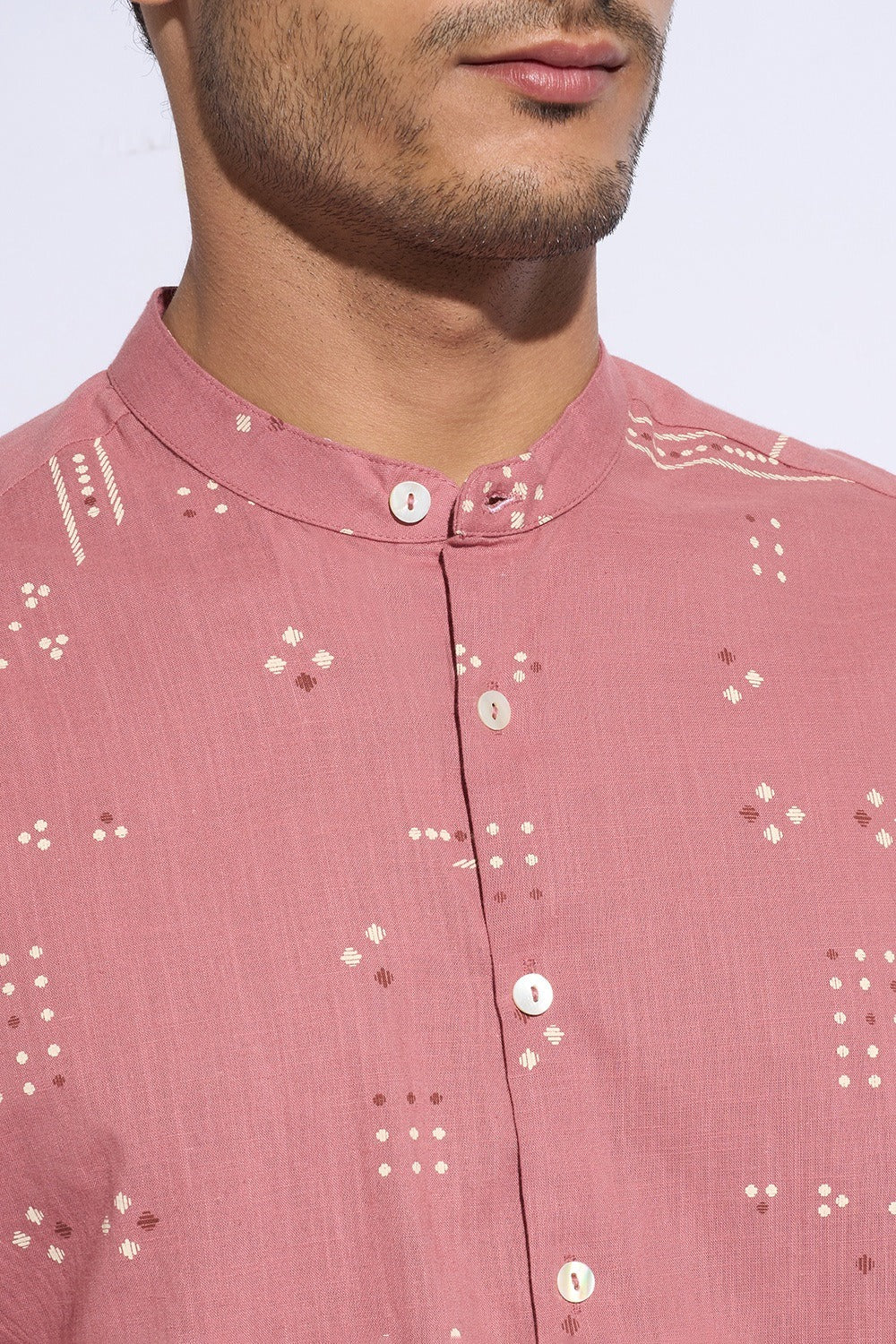 Men’s casual pink shirt