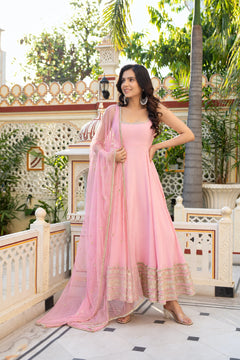 Gulabi Saaz Embroidered Anarkali Set
