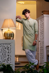 Mirror embroidery kurta