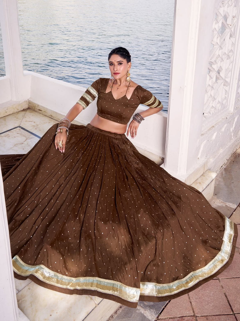 Rangrekha Riwaaz Navratri Lehenga