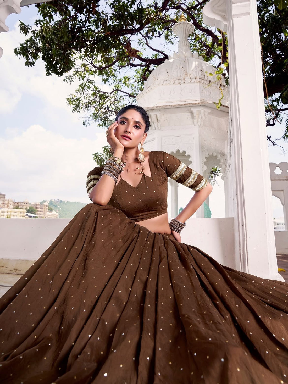 Rangrekha Riwaaz Navratri Lehenga