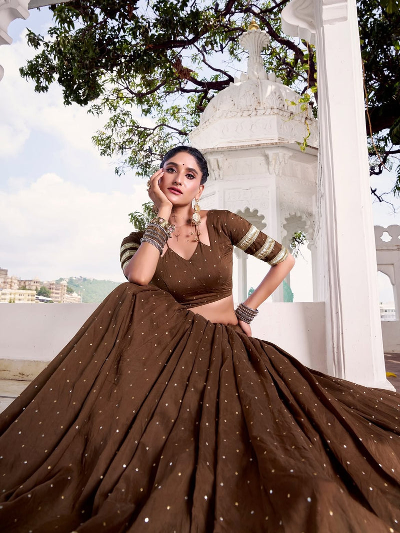 Rangrekha Riwaaz Navratri Lehenga