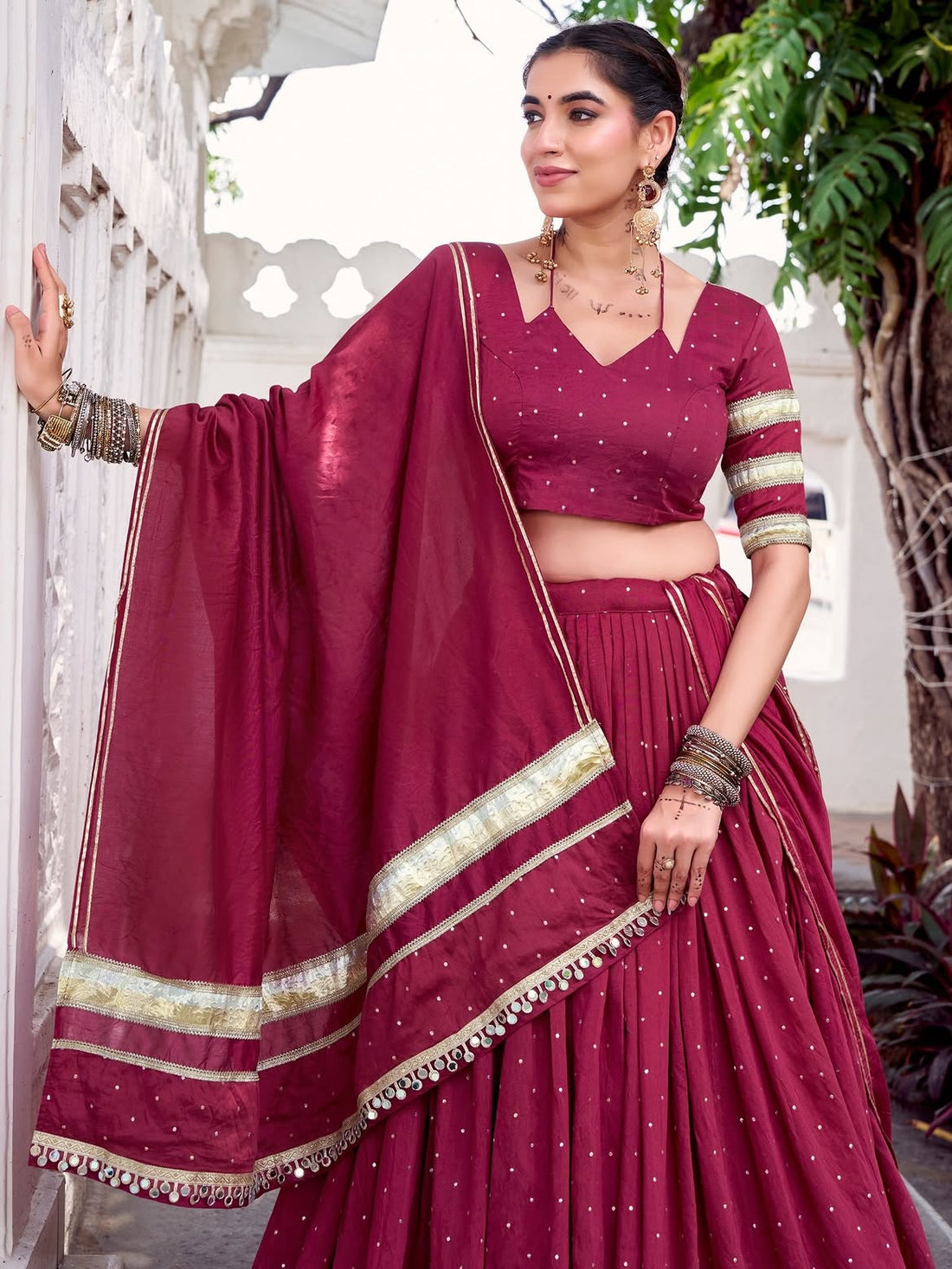 Rangrekha Riwaaz Navratri Lehenga
