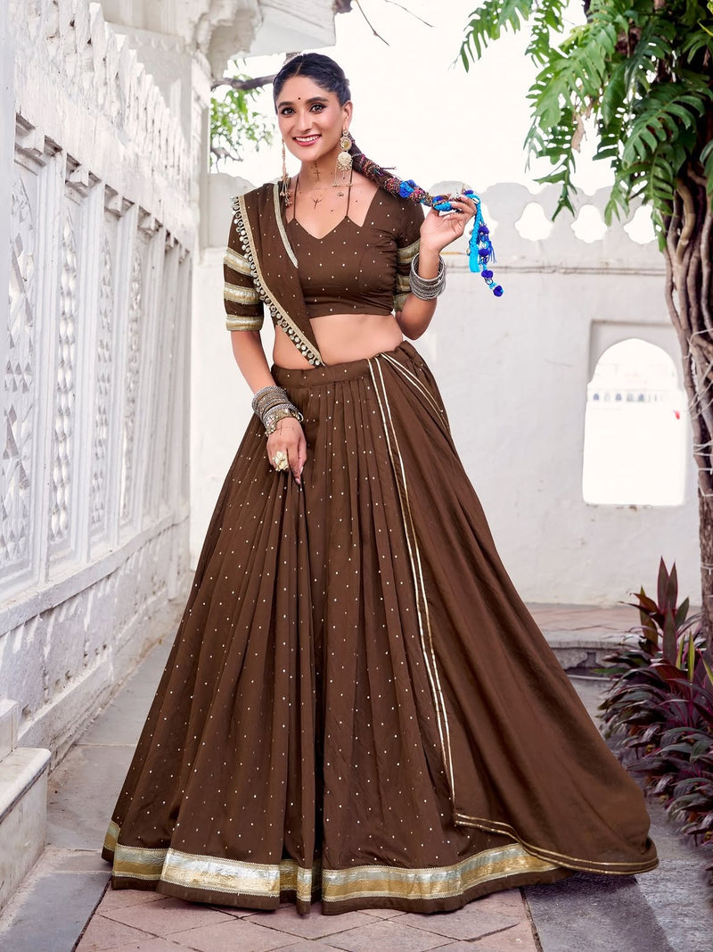 Rangrekha Riwaaz Navratri Lehenga