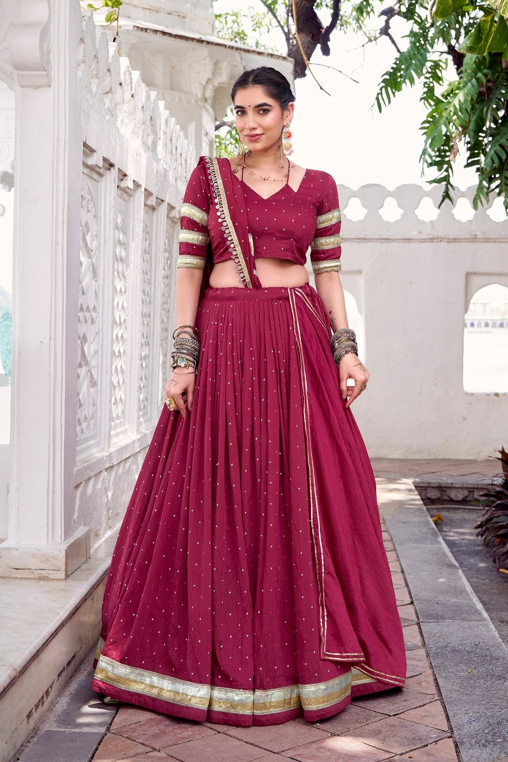 Rangrekha Riwaaz Navratri Lehenga