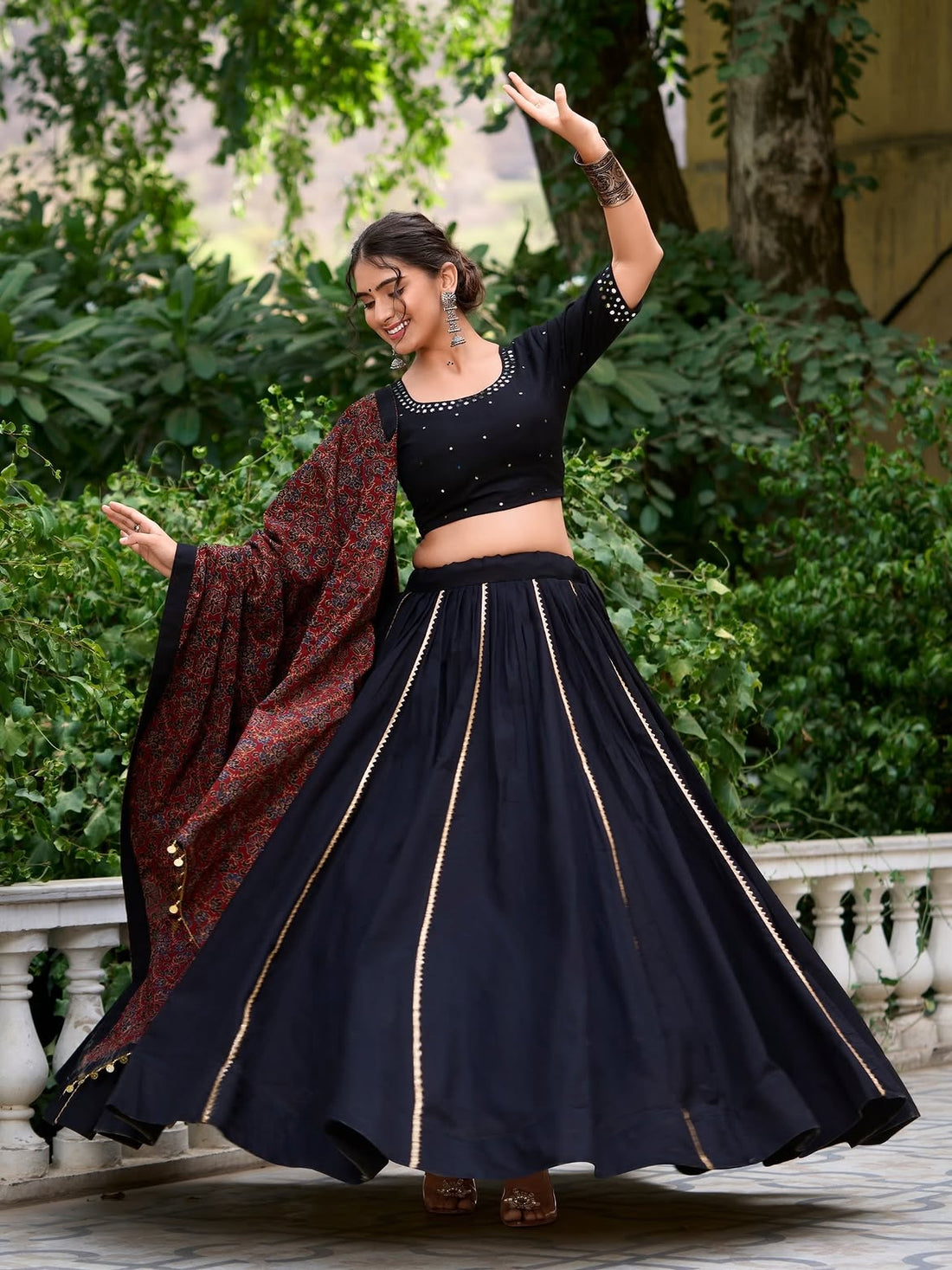 Kanakdhara Garba Lehenga