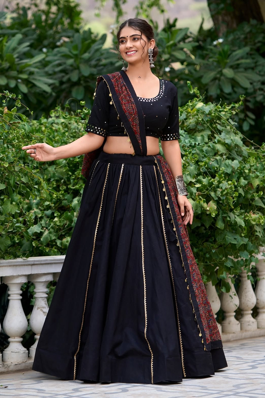 Kanakdhara Garba Lehenga