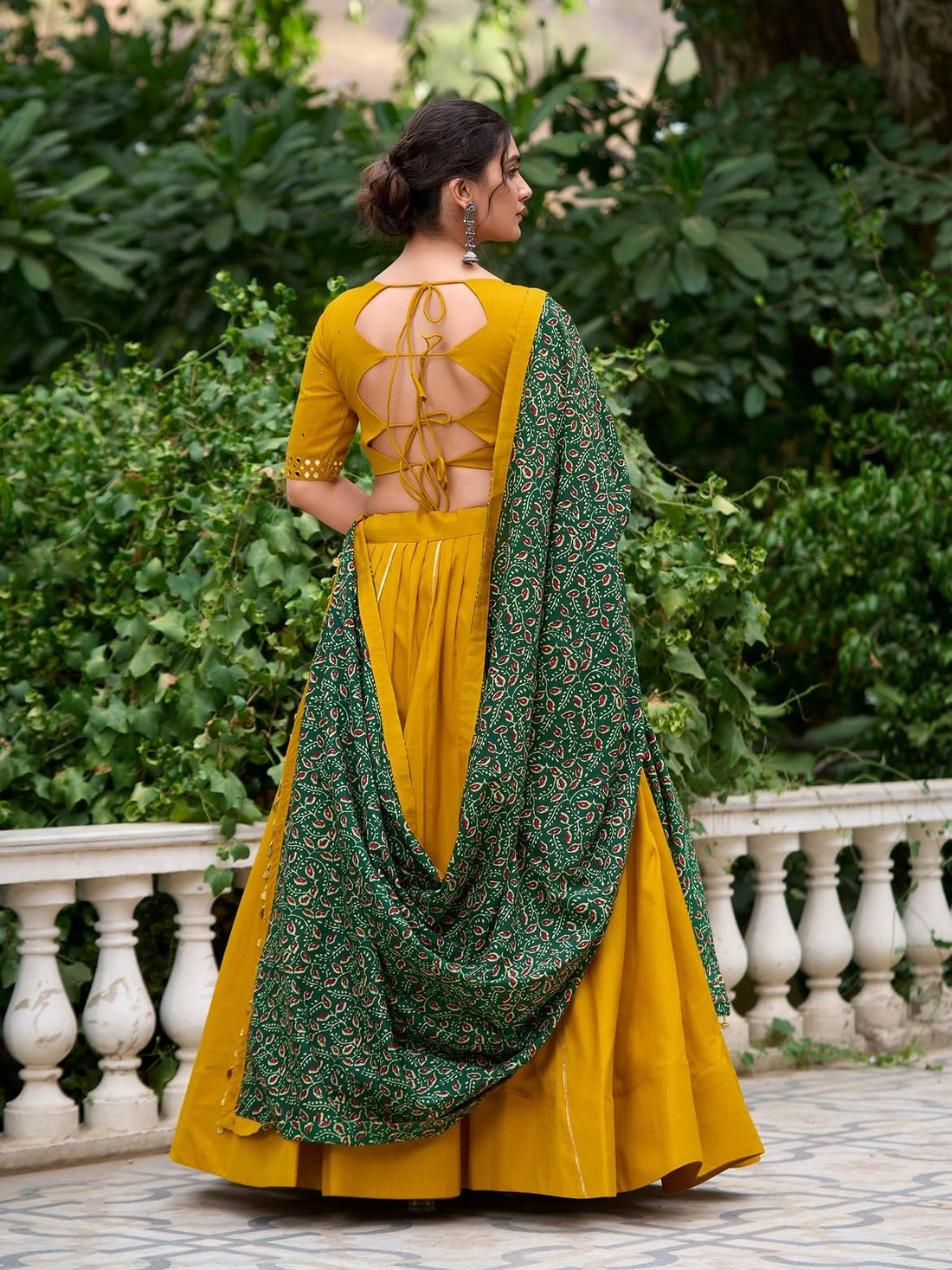 Kanakdhara Garba Lehenga