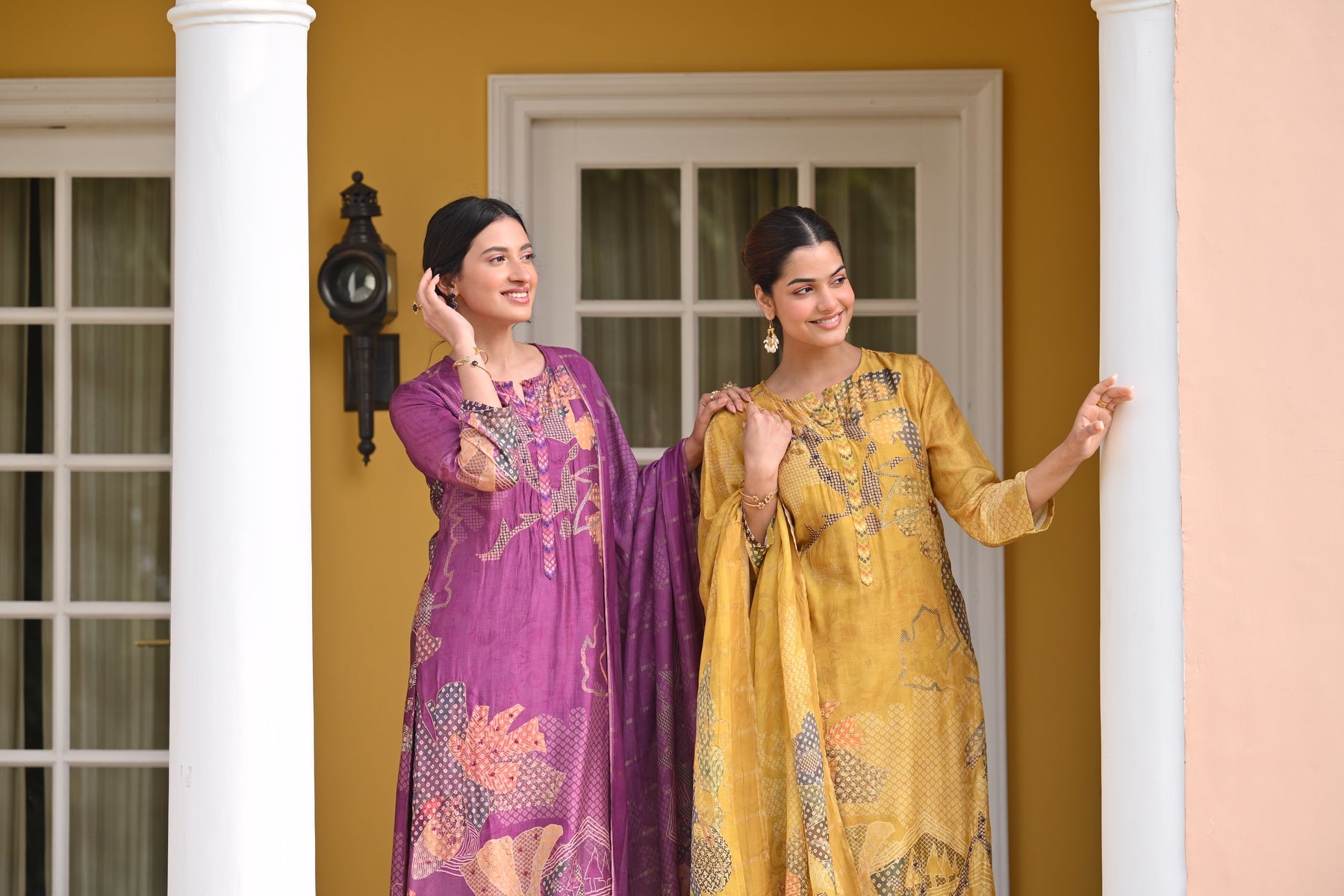 Breathable muslin suit for casual wear