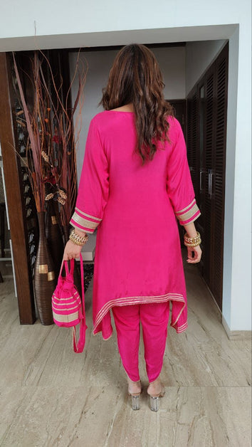 Rani pink ethnic set for weddings