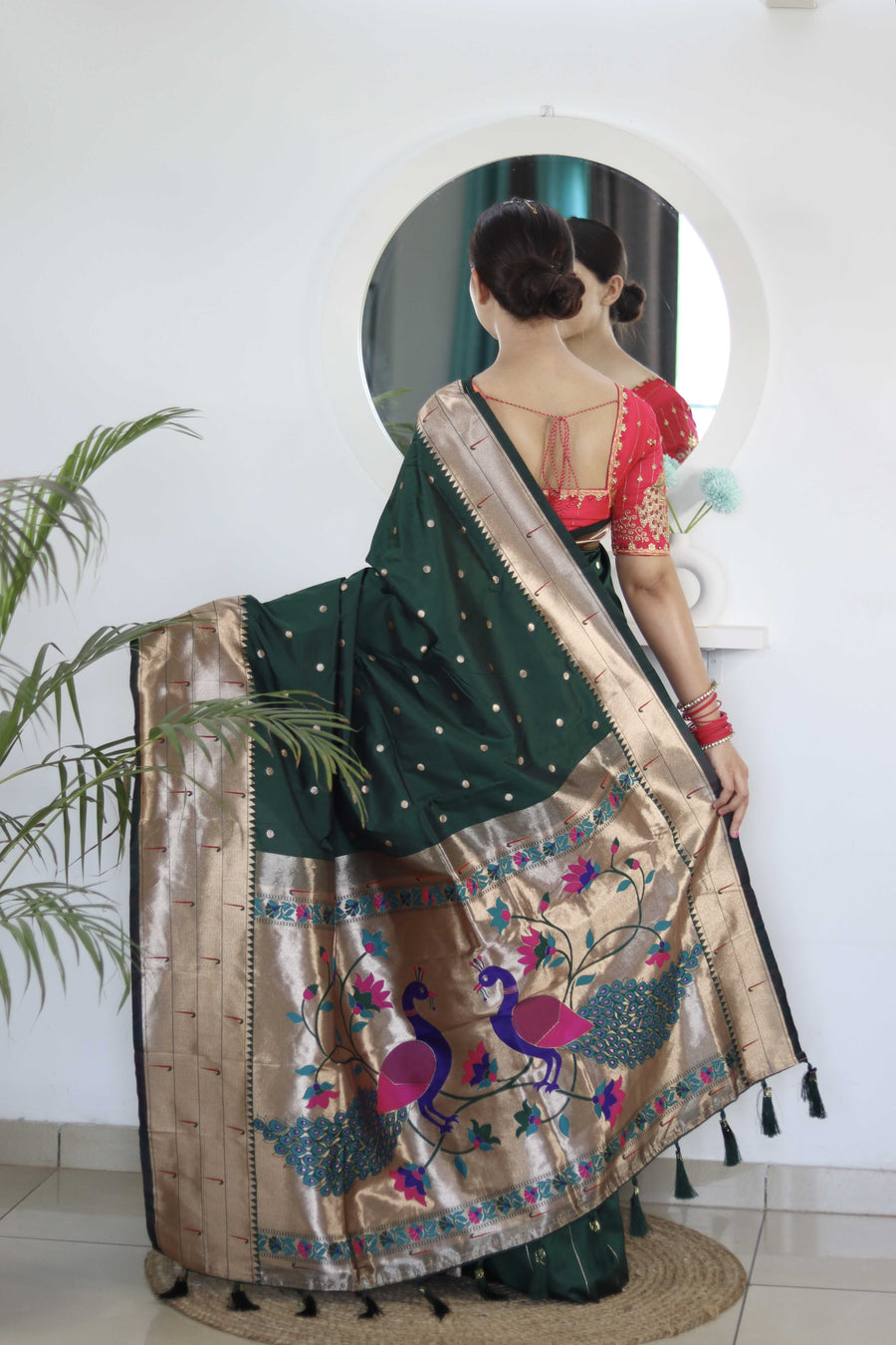 adjustable waist silk saree